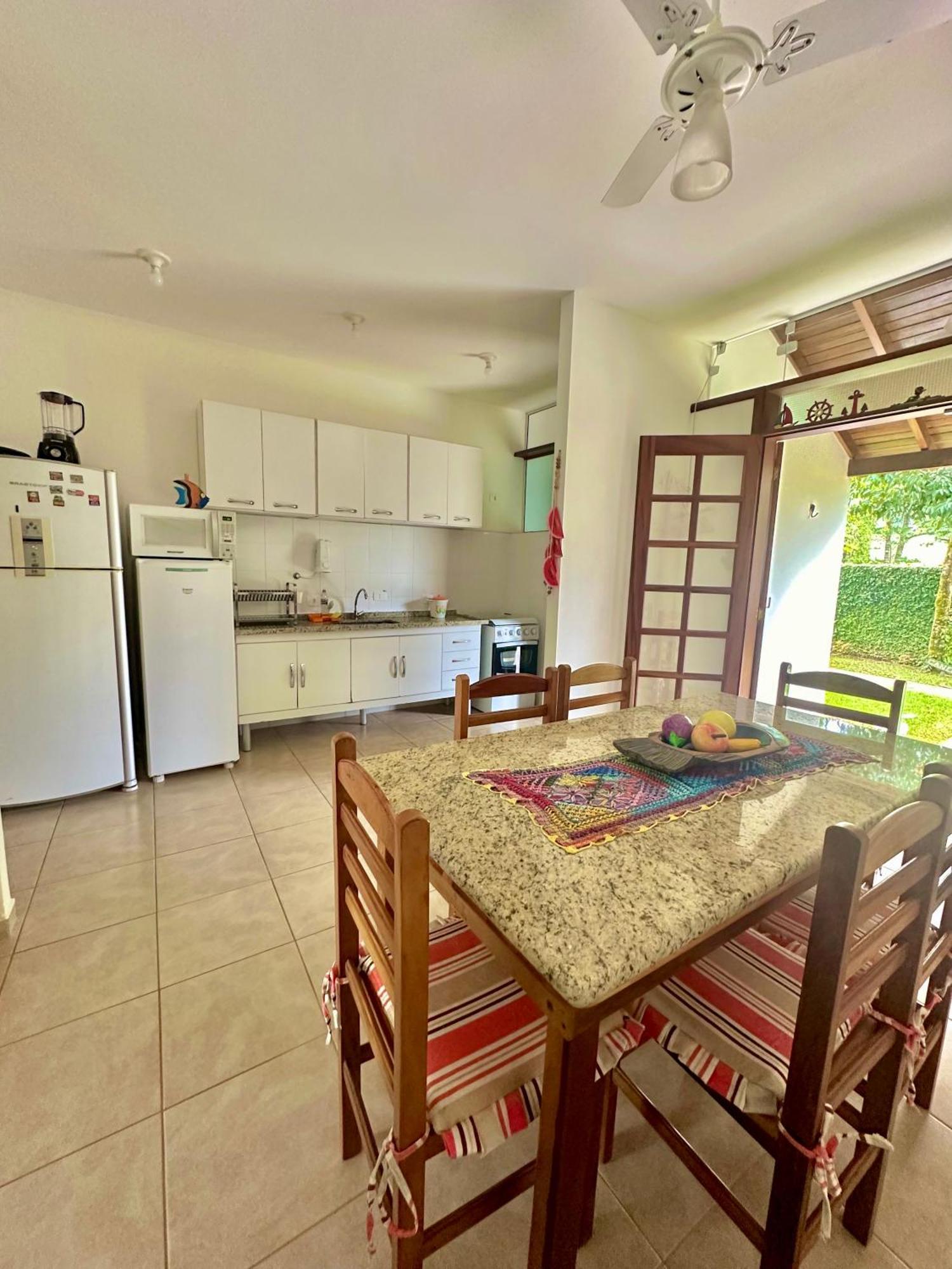 Casa Ideal Em Condominio Fechado A 200M Da Praia Maranduba, Area De Lazer Completa ウバトゥバ エクステリア 写真